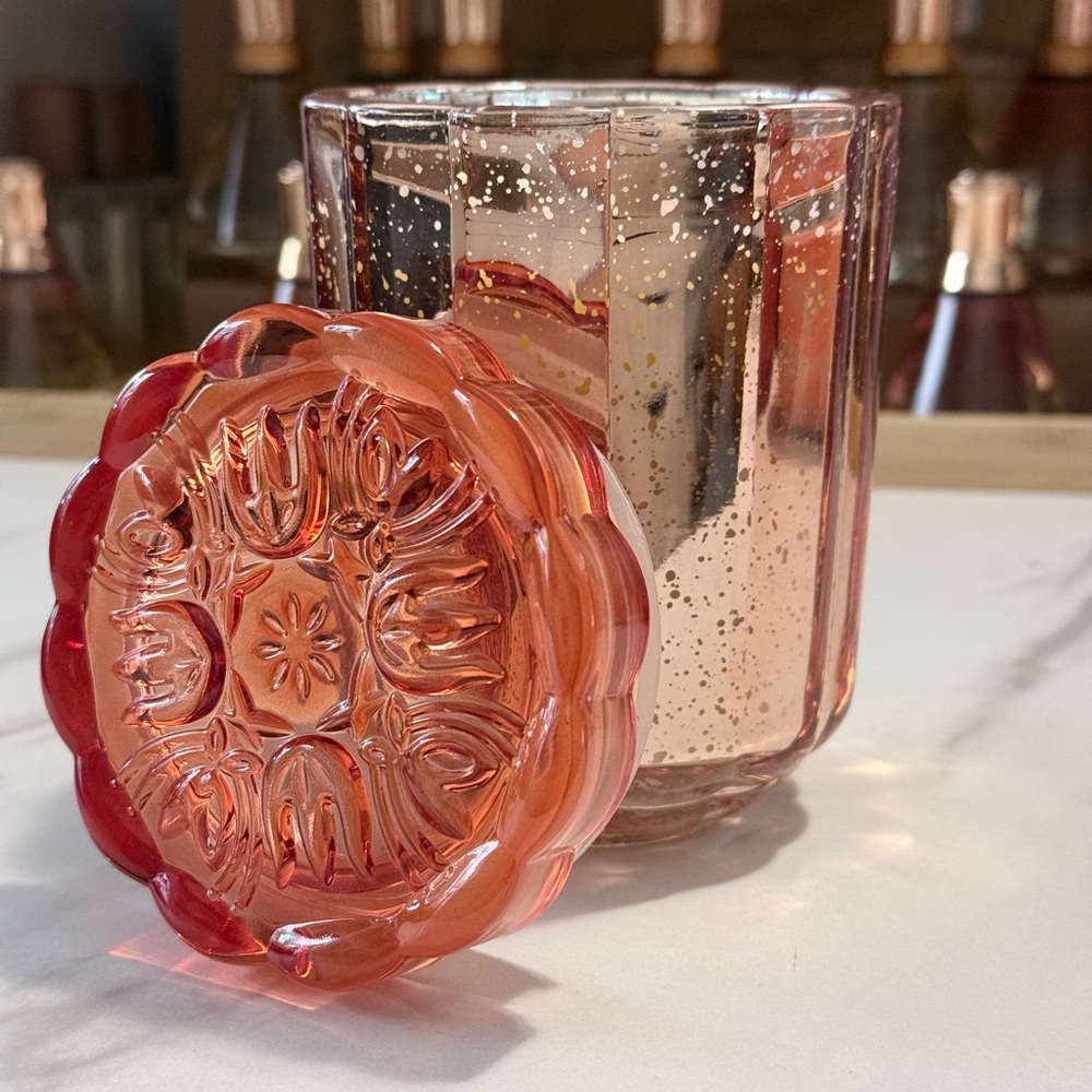 Blood Orange Dahlia Scented candle